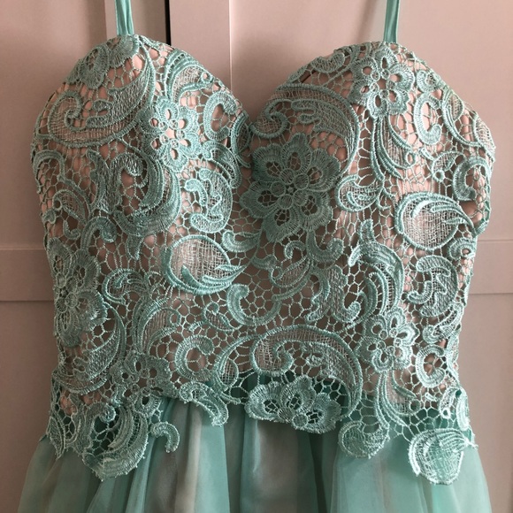 Narianna, Gorgeous PROM or Special Occasion Dress 👗 EUC Worn Once - Picture 4 of 16